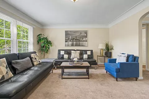 Living - 5694 Euclid Rd, Cincinnati, OH 45236 photo 3 of 5