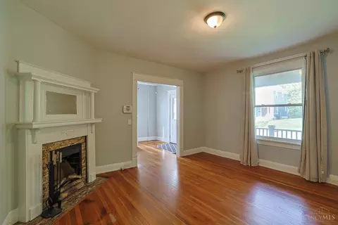 Living - 6215 Manuel St, Cincinnati, OH 45227 photo 1 of 3