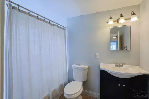 Bath - 6215 Manuel St, Cincinnati, OH 45227 photo 1 of 1