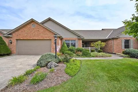 1222 Deerfield Cir, Hamilton, OH 45013