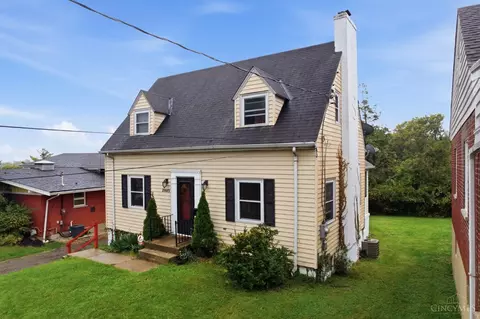 Exterior - 2885 Tower Ave, Cincinnati, OH 45238 photo 7 of 15