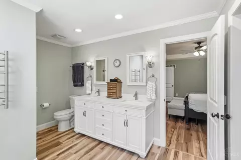Bath - 1178 Shawnee Dr, Morrow, OH 45152 photo 2 of 5