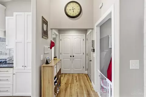 Entry Way - 1178 Shawnee Dr, Morrow, OH 45152 photo 2 of 3