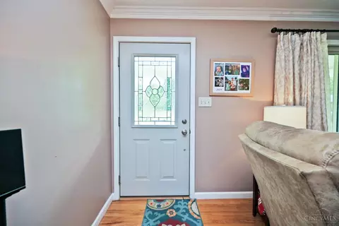 Entry Way - 9099 Arrowhead Ct, Cincinnati, OH 45231 photo 1 of 1