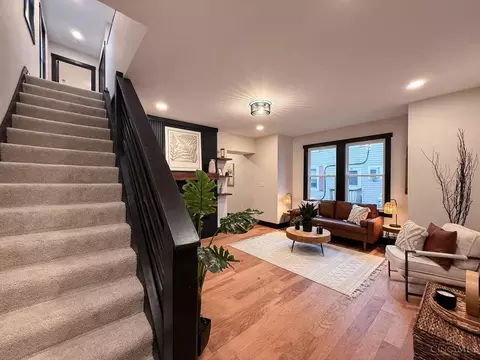 Living - 6724 Windward St, Cincinnati, OH 45227 photo 1 of 7