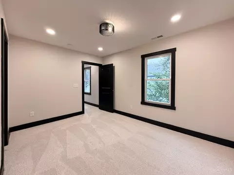 Bedroom - 6724 Windward St, Cincinnati, OH 45227 photo 3 of 14
