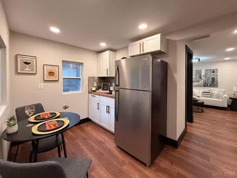 Kitchen - 6724 Windward St, Cincinnati, OH 45227 photo 8 of 12