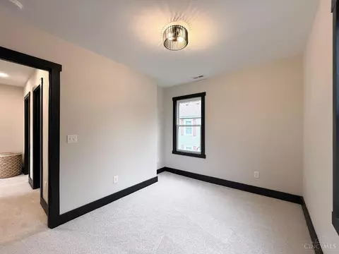 Bedroom - 6724 Windward St, Cincinnati, OH 45227 photo 7 of 14