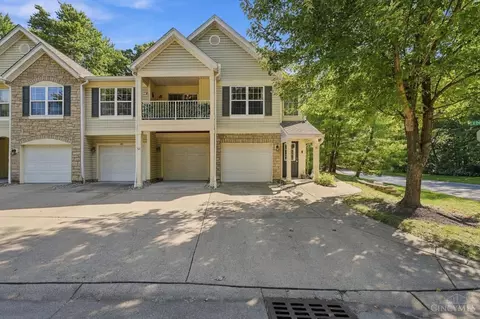56 Ledgerwoods Dr, Amelia, OH 45102