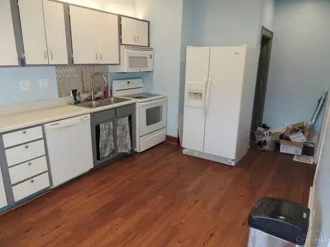 Kitchen - 357 Clinton Ave, Hamilton, OH 45015 photo 2 of 2