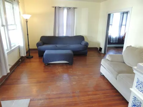 Living - 357 Clinton Ave, Hamilton, OH 45015 photo 1 of 2