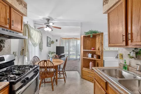 Kitchen - 109 Circle Dr, Mason, OH 45040 photo 2 of 2
