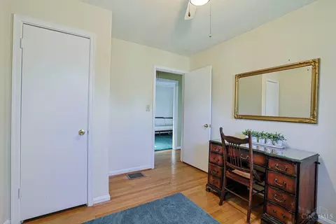 Bedroom - 181 Ireland Ave, Greenhills, OH 45218 photo 8 of 8