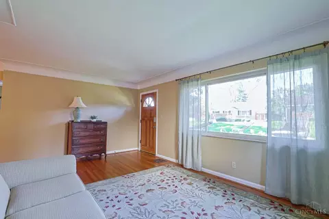 Living - 181 Ireland Ave, Greenhills, OH 45218 photo 4 of 9