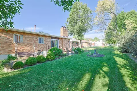 Exterior - 181 Ireland Ave, Greenhills, OH 45218 photo 7 of 13