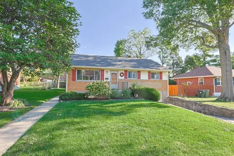 Exterior - 181 Ireland Ave, Greenhills, OH 45218 photo 2 of 13