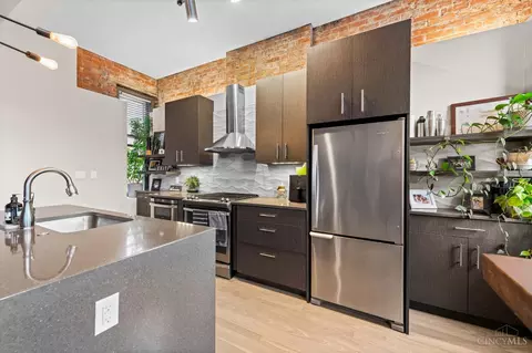Kitchen - 1408 Elm St, Cincinnati, OH 45202 photo 5 of 6