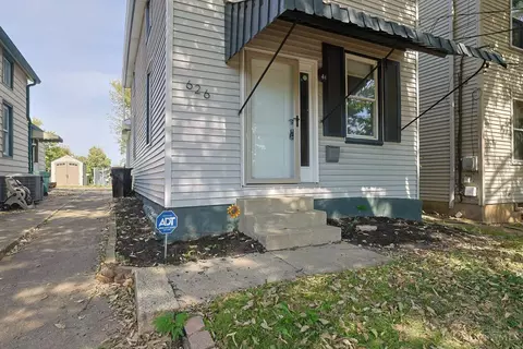 Exterior - 626 Ross Ave, Cincinnati, OH 45217 photo 1 of 7