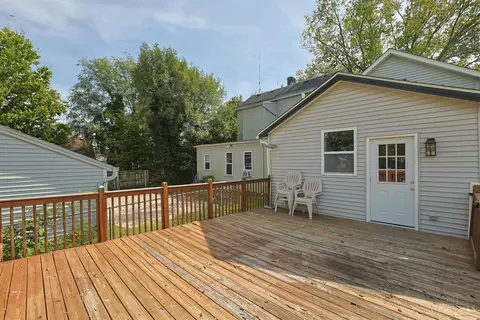 Exterior - 626 Ross Ave, Cincinnati, OH 45217 photo 3 of 7