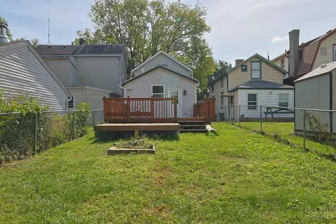 Exterior - 626 Ross Ave, Cincinnati, OH 45217 photo 7 of 7