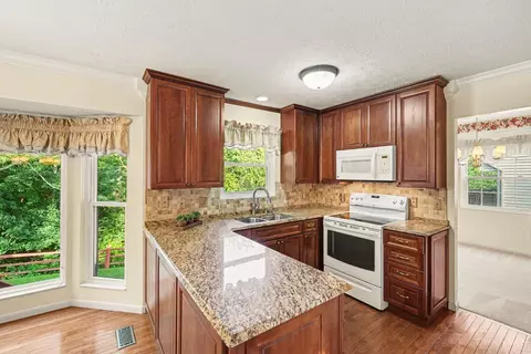 Kitchen - 6421 Copperleaf Ln, Cincinnati, OH 45230 photo 2 of 2
