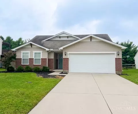 911 Regency Ct, Trenton, OH 45067