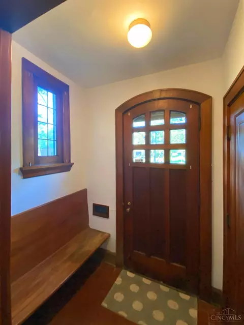 Entry Way - 4411 Schulte Dr, Cincinnati, OH 45205 photo 1 of 2