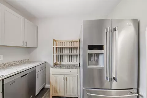 Kitchen - 1237 Traction Rd, Batavia, OH 45103 photo 2 of 2