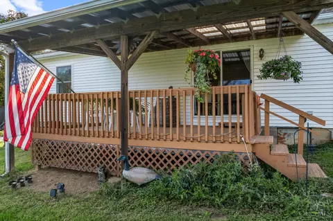 Exterior - 1499 Cuba Rd, Wilmington, OH 45177 photo 2 of 3