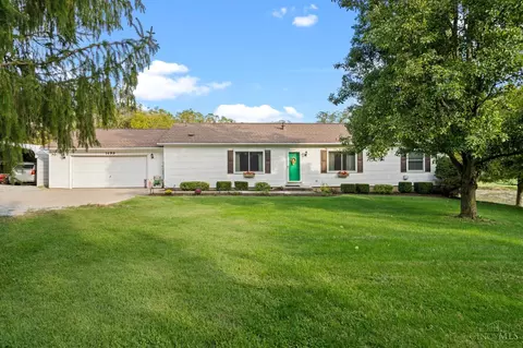 1499 Cuba Rd, Wilmington, OH 45177
