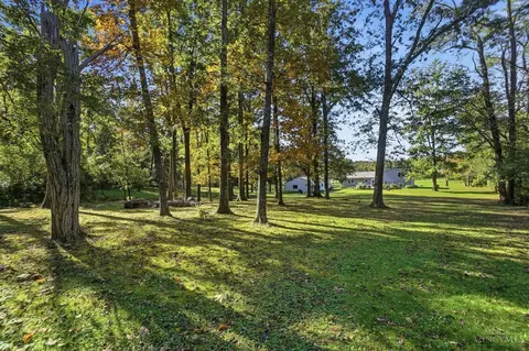 Exterior - 575 Reeder Rd, Blanchester, OH 45107 photo 12 of 17