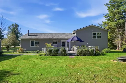 Exterior - 575 Reeder Rd, Blanchester, OH 45107 photo 4 of 17