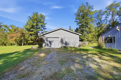 Exterior - 575 Reeder Rd, Blanchester, OH 45107 photo 15 of 17