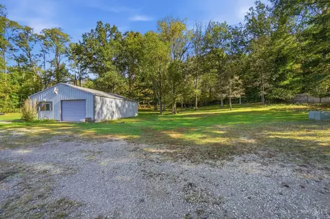 Exterior - 575 Reeder Rd, Blanchester, OH 45107 photo 14 of 17