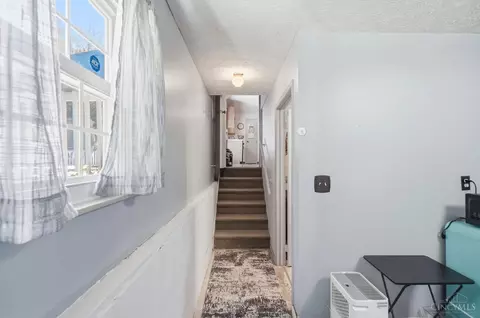 Entry Way - 575 Reeder Rd, Blanchester, OH 45107 photo 4 of 4