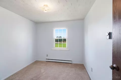 Bedroom - 575 Reeder Rd, Blanchester, OH 45107 photo 4 of 8