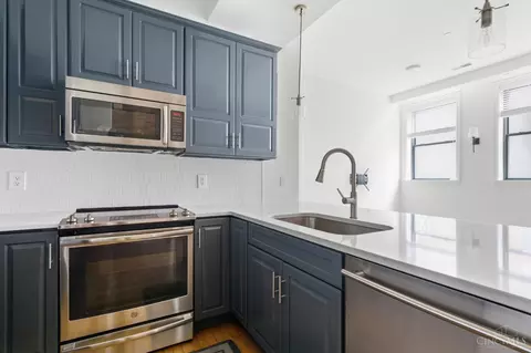 Kitchen - 1125 St Gregory St, Cincinnati, OH 45202 photo 3 of 4