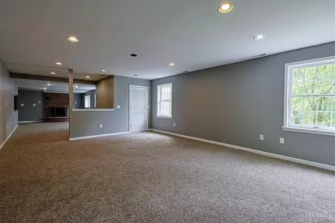 Living - 3304 Wagner Rd, Cincinnati, OH 45245 photo 7 of 11