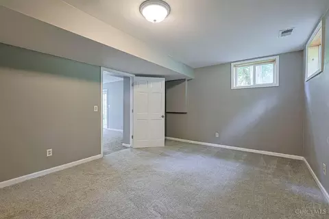 Bedroom - 3304 Wagner Rd, Cincinnati, OH 45245 photo 8 of 8