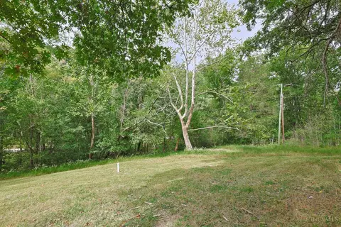 Exterior - 3304 Wagner Rd, Cincinnati, OH 45245 photo 8 of 16