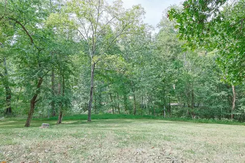 Exterior - 3304 Wagner Rd, Cincinnati, OH 45245 photo 7 of 16
