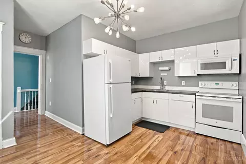 Kitchen - 6026 Hamilton Ave, Cincinnati, OH 45224 photo 2 of 2