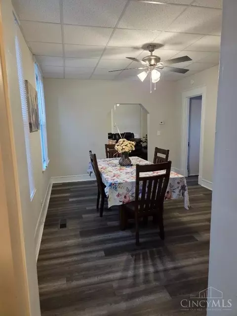 Dining - 1222 Sunset Ave, Cincinnati, OH 45205 photo 1 of 1