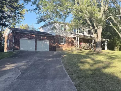 2476 Country Pl, New Richmond, OH 45157