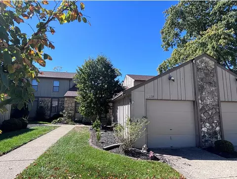 5289 Pros Dr, West Chester, OH 45069