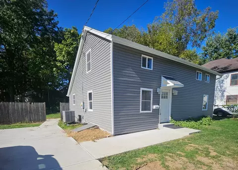 113 First St, Trenton, OH 45067