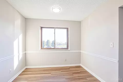 Dining - 3920 Mack Rd, Fairfield, OH 45014 photo 1 of 1