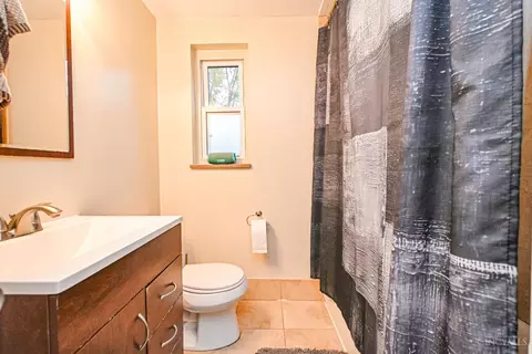 Bath - 3522 Eyrich Rd, Cincinnati, OH 45248 photo 1 of 1