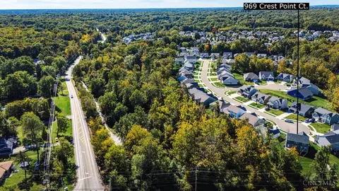View/Area - 969 Crestpoint Ct, Cincinnati, OH 45245 photo 5 of 6