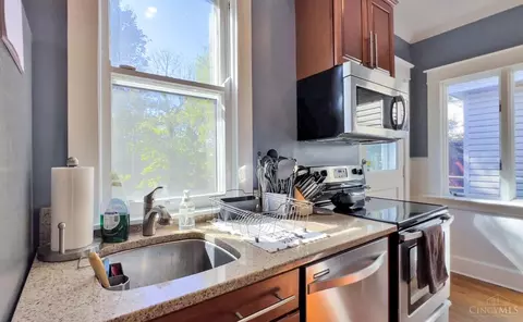Kitchen - 3147 Willis Ave, Cincinnati, OH 45208 photo 5 of 5
